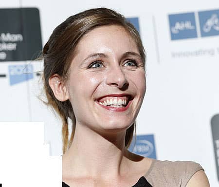 ನ್ಯೂಜಿಲೆಂಡ್ ಯುವ ಲೇಖಕಿಗೆ ಒಲಿದ ಬುಕರ್