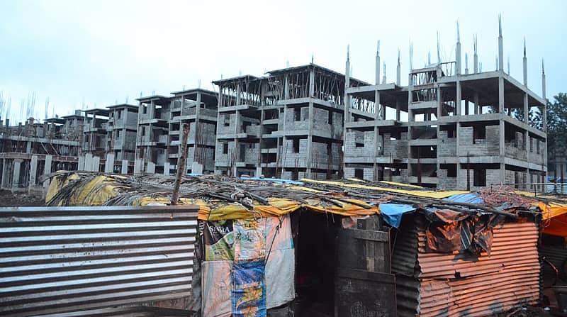 ಬೆಳಗಾವಿಯ ಶ್ರೀನಗರ ಬಳಿ ಕೊಳಚೆ ನಿವಾಸಿಗಳಿಗೆ ನಿರ್ಮಿಸಲಾಗುತ್ತಿರುವ ಮನೆಗಳು
