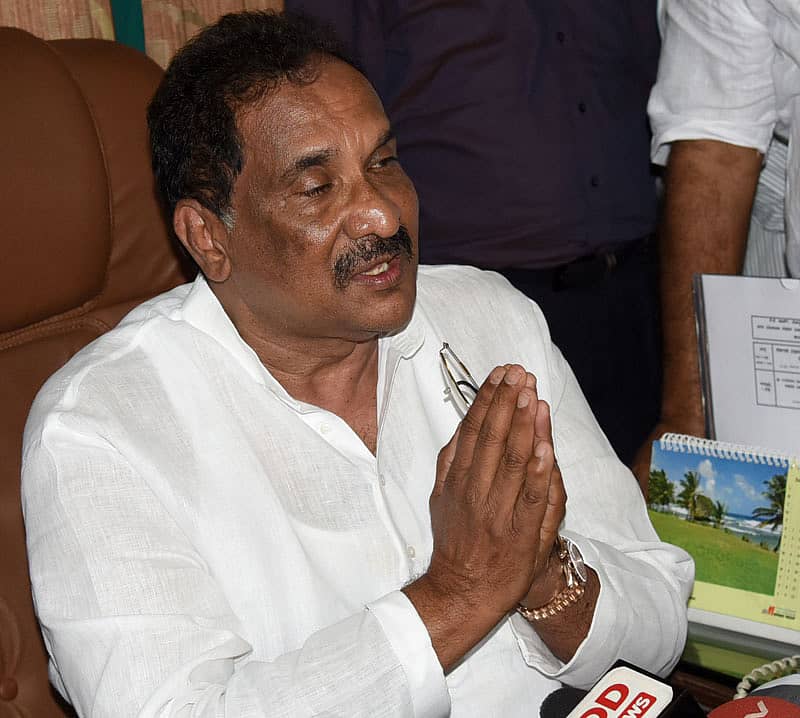 ಸಚಿವರಾಗಿ ಕೆ.ಜೆ. ಜಾರ್ಜ್ ಪ್ರಮಾಣ ವಚನ ಸ್ವೀಕಾರ