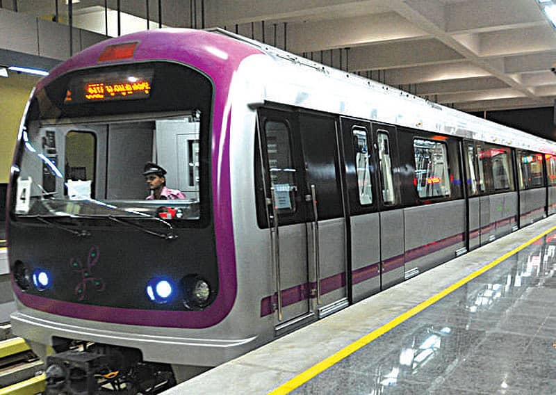 ಮೆಟ್ರೊ: ಕನ್ನಡಿಗ  ನೌಕರರಿಗೆ  ಕಿರುಕುಳ