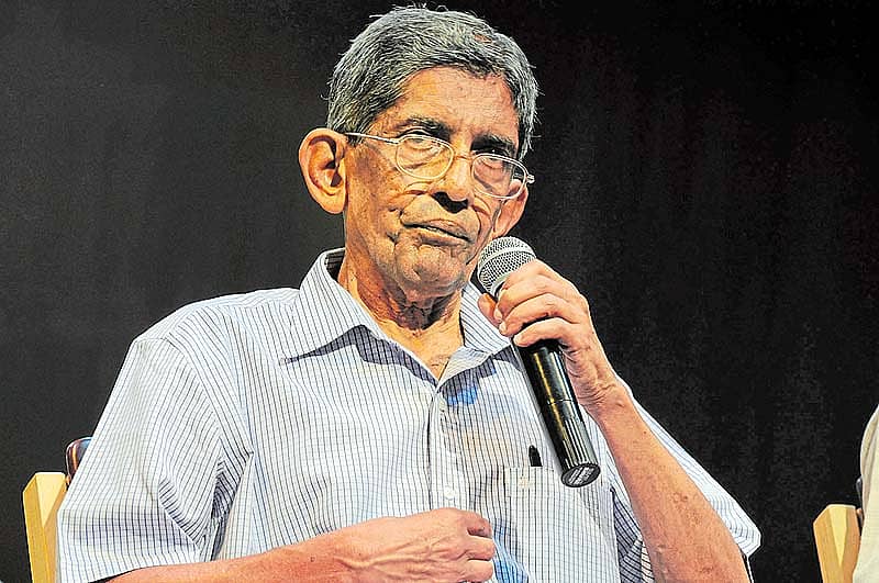 ವಿಜ್ಞಾನದ ಮಾರ್ಗದಲ್ಲಿ  ಕಳಚಿಹೋದ ಕೈಮರ