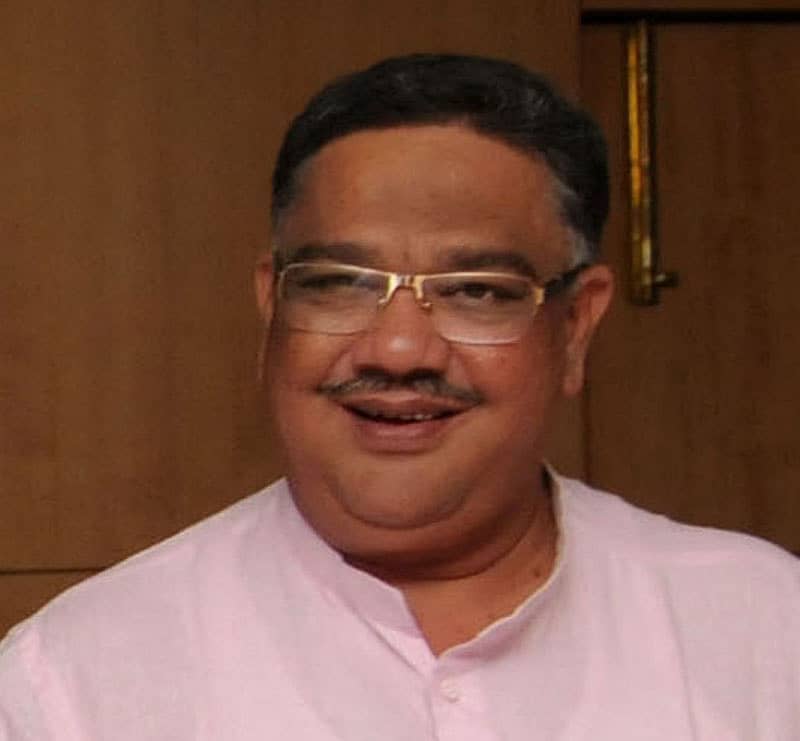 ಬಸವಣ್ಣ, ರಾಯಣ್ಣ ಪಾಠಗಳ ಸೇರ್ಪಡೆ