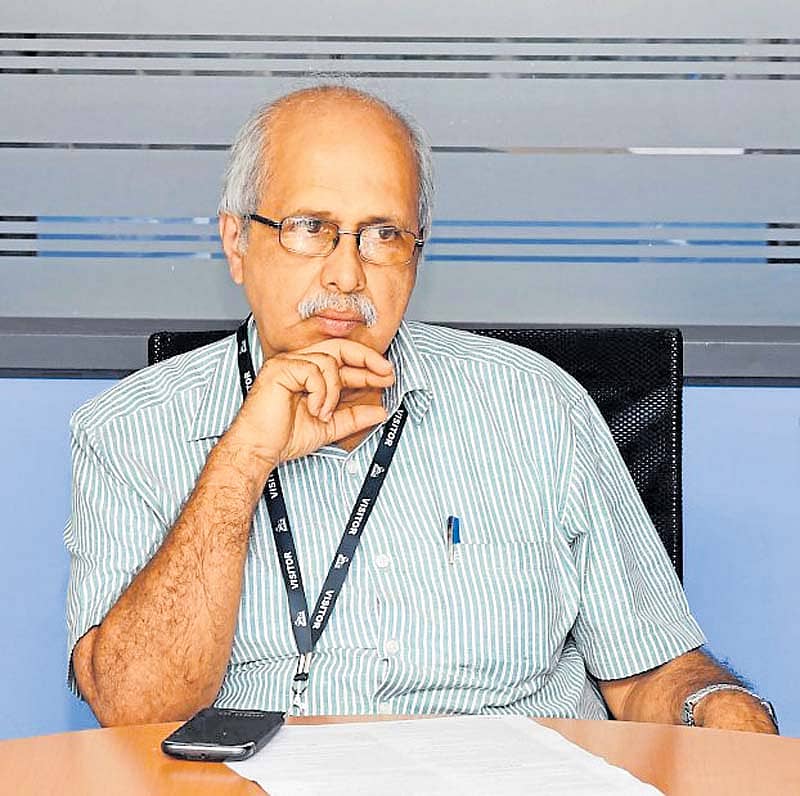 ನದಿಯನ್ನೇ ಹರಿಸಬಹುದಾದರೆ, ಕೆರೆ – ಬಾವಿ ಬತ್ತಬೇಕೇಕೆ?