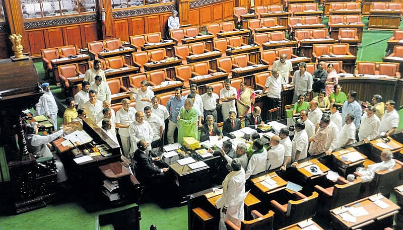 ಸದನದಲ್ಲಿ ಮಾರ್ದನಿಸಿದ ಕಾರ್ಯಕರ್ತೆಯರ ಕೂಗು