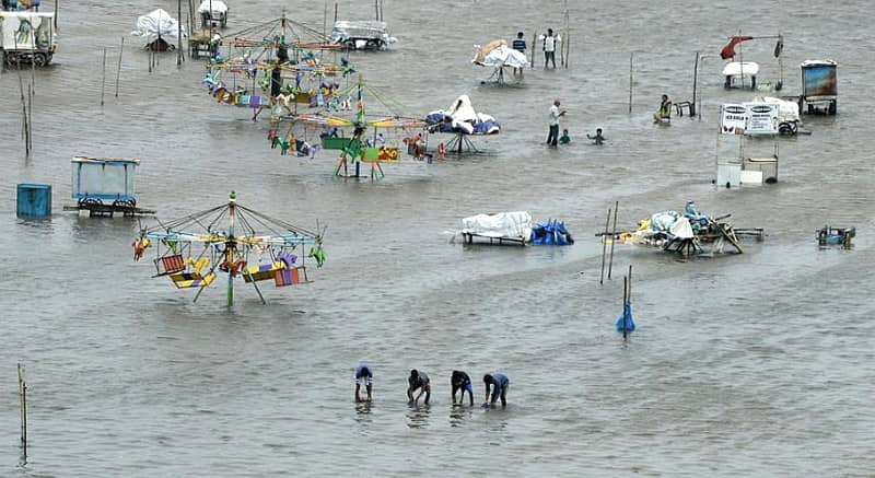 ತಮಿಳುನಾಡಿನಲ್ಲಿ ಮುಂದುವರಿದ ಮಳೆ; 12 ಸಾವು, ನೆಲೆ ಕಳೆದುಕೊಂಡ ಸಾವಿರಾರು ಜನ