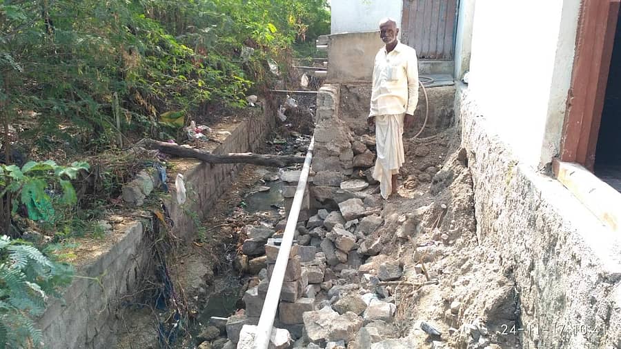 ಸೊಂಪೂರು ಗ್ರಾಮದಲ್ಲಿ ಚರಂಡಿ ಸ್ಥಿತಿ
