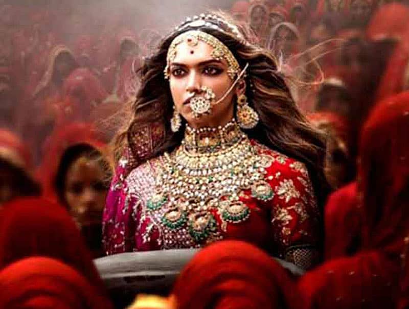 ಸೆನ್ಸಾರ್ ಮಂಡಳಿಯಿಂದ ಗ್ರೀನ್ ಸಿಗ್ನಲ್ ; ಜನವರಿ 25ಕ್ಕೆ 'ಪದ್ಮಾವತ್' ತೆರೆಗೆ