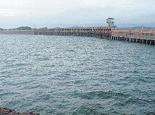 ತ್ರಿಕೋನ ಸ್ಪರ್ಧೆ; ವರ್ಚಸ್ಸಿನ ಪರೀಕ್ಷೆ