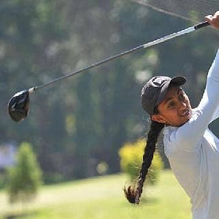 ಅದಿತಿ ಅಶೋಕ್ಗೆ ಮುನ್ನಡೆ