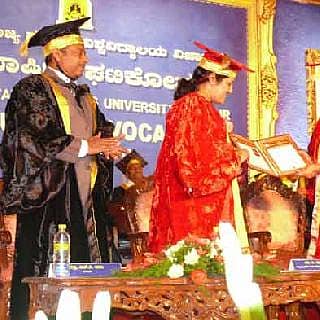 ಮಹಿಳಾ ಶಿಕ್ಷಣಕ್ಕೆ ಹೆಚ್ಚಿನ ಆದ್ಯತೆ ಅಗತ್ಯ