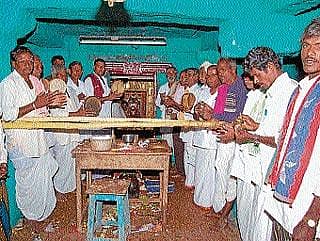 ಜಾಗರಣೆಯಲ್ಲಿ ಭಜನೆ, ಸಂಗೀತ, ಯಕ್ಷಗಾನ