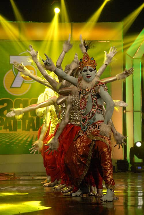 ಮೋಡಿ ಮಾಡಿದ ನೃತ್ಯದ ಝಲಕ್