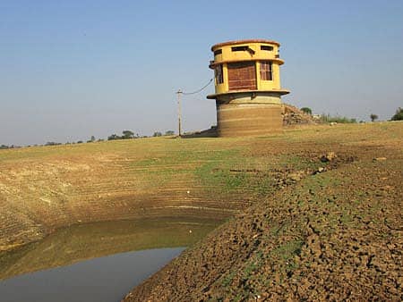 ಬೆಟಗೇರಿ ರೈತರ ಒತ್ತಾಯದ ಮೇಲೆ ಅಳವಂಡಿ ಬೆಟಗೇರಿ ಏತ ನೀರಾವರಿ ಯೋಜನೆಗೆ ಕೇಂದ್ರ ಸ್ಥಾನವಾಗಿ ಗುರುತು ಮಾಡಿರುವ ಹನಕುಂಟೆ ಜಾಕ್ವೆಲ್ ಪ್ರದೇಶ