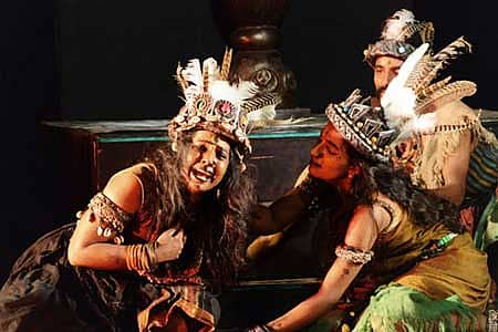 ಜೀವನರಾಂ ಸುಳ್ಯ ನಿರ್ದೇಶಕದ ಬರ್ಬರಿಕ ನಾಟಕದ ದೃಶ್ಯ.