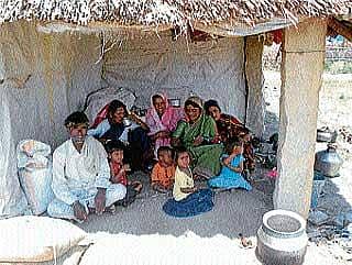 ಮಗಳ ಮದುವಿ ಹೆಂಗ ಮಾಡೋದ್ರಿ