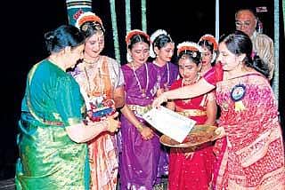 ಅಷ್ಟ ನೃತ್ಯಗಳ ಮೋಹಕ ಹಬ್ಬ