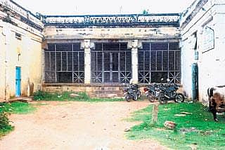 ಹಾಳಾಗುತ್ತಿರುವ ಒಡೆಯರ್ ಮಂಟಪ