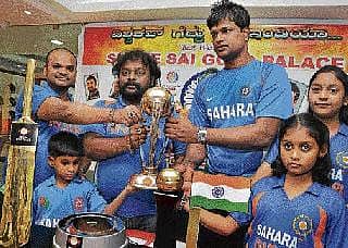 ಬೆಳ್ಳಿ, ಬಂಗಾರದಲ್ಲಿ ವಿಶ್ವಕಪ್ ಟ್ರೋಫಿ