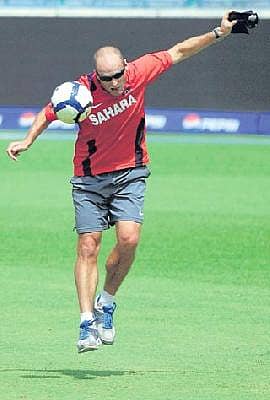 ತೆರೆಮರೆಯ ಹೀರೊ ಕರ್ಸ್ಟನ್