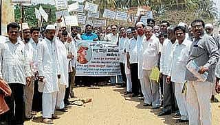 ಪ್ರತ್ಯೇಕ ಮೀಸಲಾತಿಗಾಗಿ ಮೆರವಣಿಗೆ