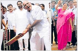 ಶೋಭಾ ಬೌಲಿಂಗ್: ಯಡಿಯೂರಪ್ಪ ಬ್ಯಾಟಿಂಗ್