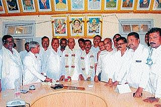 ಎಪಿಎಂಸಿ ಅಧಿಕಾರ ಬಿಜೆಪಿ ತೆಕ್ಕೆಗೆ