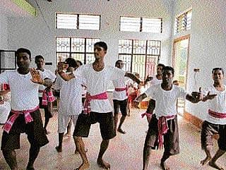 ಯಕ್ಷ ಕಲಾವಿದರಿಗೆ ಶಕ್ತಿಮದ್ದು