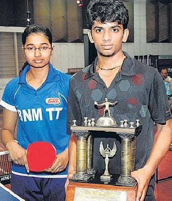 ಟೇಬಲ್ ಟೆನಿಸ್: ನವನೀತ್, ಐಶ್ವರ್ಯಗೆ ಪ್ರಶಸ್ತಿ