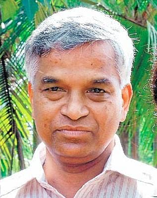 ಆತ್ಮವಿಲ್ಲದ ನಗರದಲ್ಲಿ ನಿಂತು...