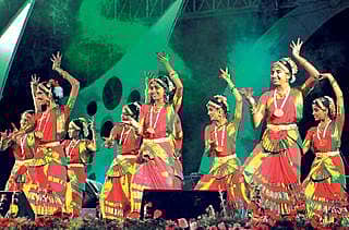 ಯುವ ದಸರಾ...