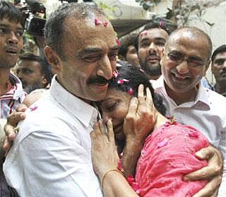 ಐಪಿಎಸ್ ಅಧಿಕಾರಿ ಸಂಜೀವ್ ಭಟ್ಗೆ ಜಾಮೀನು ಮಂಜೂರು