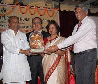 ಎಸ್ಬಿಎಂಗೆ ನಬಾರ್ಡ್ ಪ್ರಶಸ್ತಿ