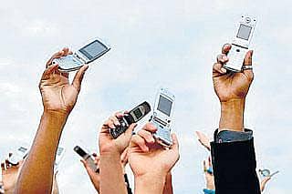 ಹ್ಯಾಂಡ್ಸೆಟ್ ರಫ್ತು ವಹಿವಾಟು ಪ್ರಗತಿ