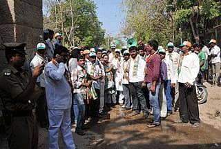 ಕಾಂಗ್ರೆಸ್ ಪಾದಯಾತ್ರೆಗೆ ಅಡ್ಡಿ: ಒಬ್ಬನ ಬಂಧನ