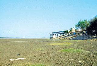 ಬರಿದಾದ ಕೃಷ್ಣೆ, ಮಲಪ್ರಭೆ: ನೀರಿಗೆ ತತ್ವಾರ