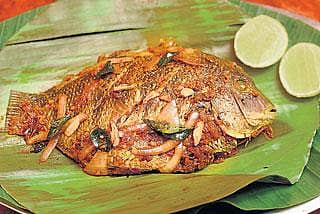 ಮೀನ್ ಗಸಿ... ಡೆಂಜಿ ಫ್ರೈ... ವ್ಹಾವ್!