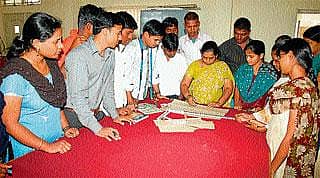 ಸಾಮಾನ್ಯ ಪದವಿಗಳಲ್ಲೂ  ವೃತ್ತಿ ಶಿಕ್ಷಣದ ಅವಕಾಶ