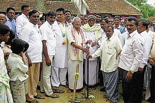 ಅಭಿವೃದ್ಧಿ ಕೆಲಸಕ್ಕೆ ಒತ್ತು: ಸಂಗಮೇಶ್ವರ