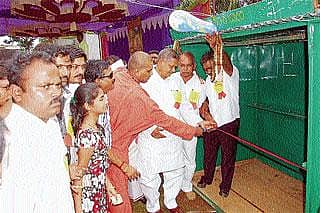 ಹರಳಯ್ಯ ಮಾದರಿ ವ್ಯಕ್ತಿ