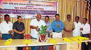 ಮಾಧ್ಯಮಗಳು ಜನಪರ ವರದಿ ಪ್ರಕಟಿಸಲಿ