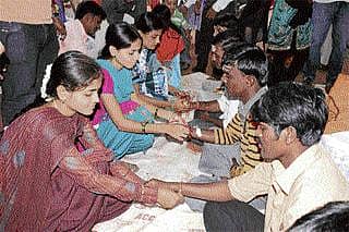 ಬೀದರ್ ಜೈಲಿನಲ್ಲಿ ರಕ್ಷಾ ಬಂಧನ ಆಚರಣೆ