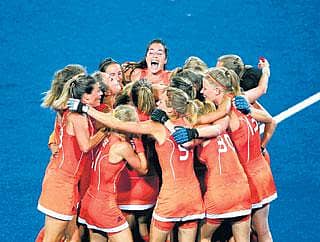 ಹಾಲೆಂಡ್ ಮಹಿಳೆಯರಿಗೆ ಬಂಗಾರ