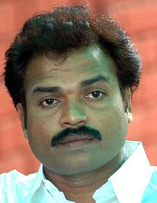 ಜಾಮೀನಿಗಾಗಿ ಲಂಚ ಪ್ರಕರಣ: ಎಸಿಬಿ ಮುಂದೆ ಶ್ರೀರಾಮುಲು ಹಾಜರು