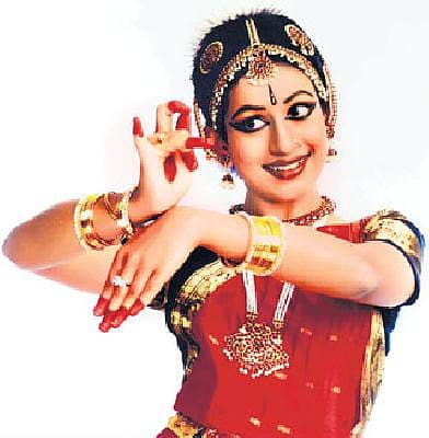 ಕಿರಿ ವಯಸ್ಸು ಪ್ರತಿಭಾಪೂರ್ಣ ನರ್ತನ