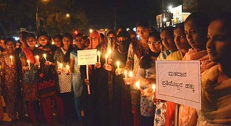 ಮತದಾರರ ಜಾಗೃತಿಗೆ ಮೊಂಬತ್ತಿ ಬೆಳಕು