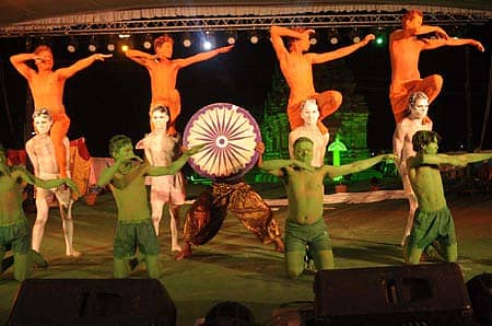 ಭುವನೇಶ್ವರ ಪ್ರಿನ್ಸ್ ನೃತ್ಯ ತಂಡ ಪ್ರದರ್ಶಿಸಿದ ದೇಶಭಕ್ತಿ ಗೀತೆ.