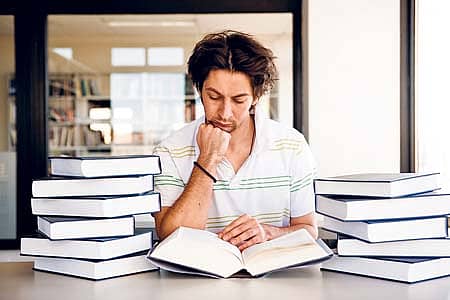 ಸಂಶೋಧನಾ ವಿದ್ಯಾರ್ಥಿಗಳಿಗೆ ಇತಿಹಾಸ ಫೆಲೋಶಿಪ್