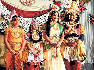 ಮದುವೆ ಮನೆಯಲ್ಲಿ `ಪುಣ್ಯಕೋಟಿ'