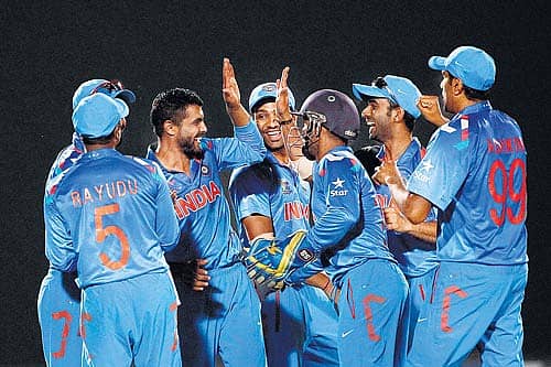 ಏಷ್ಯಾಕಪ್ ಟೂರ್ನಿಯ ಪಂದ್ಯದಲ್ಲಿ ಶ್ರೀಲಂಕಾ ಎದುರಿನ ಪಂದ್ಯದಲ್ಲಿ ಸೋಲು ಅನುಭವಿಸಿರುವ ಭಾರತ ತಂಡ ಒತ್ತಡದಲ್ಲಿದೆ. ಪಾಕಿಸ್ತಾನ ವಿರುದ್ಧದ ಪಂದ್ಯದಲ್ಲಿ ಗೆಲುವು ಪಡೆಯಲು ಸಂಘಟಿತ ಪ್ರದರ್ಶನ ನೀಡುವುದು ಅನಿವಾರ್ಯ