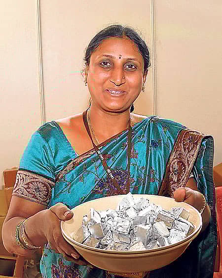 ರಾಗಿ ಚಾಕ್‌ಲೇಟ್‌ಗಳೊಂದಿಗೆ ಶ್ರೀ ಆಗ್ರೋ ಫುಡ್ಸ್‌ ನ ಬಿ.ಜಿ. ಲತಾ.